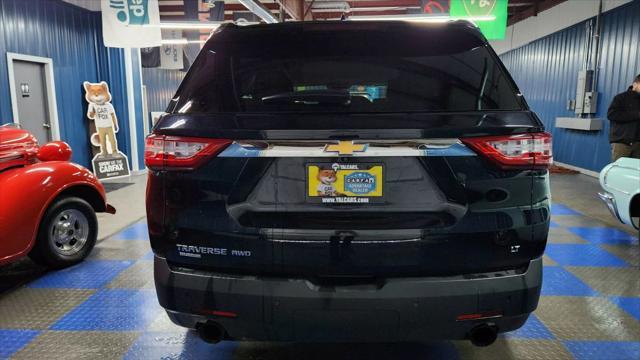 Photo of 2020 Midnight Blue Metallic Chevrolet Traverse
