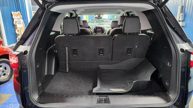 Photo of 2020 Midnight Blue Metallic Chevrolet Traverse