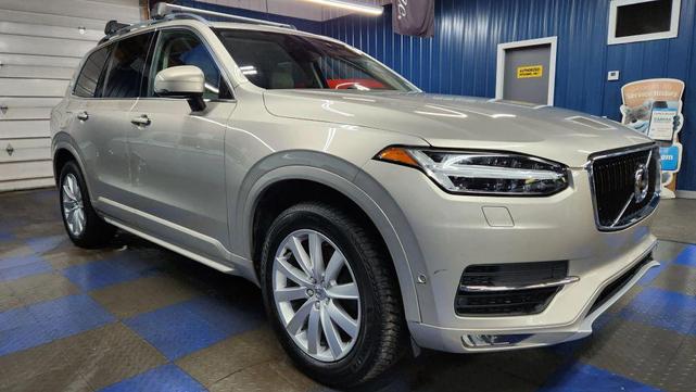 Photo of 2016 Luminous Sand Metallic Volvo XC90