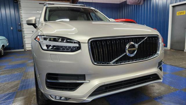 Photo of 2016 Luminous Sand Metallic Volvo XC90