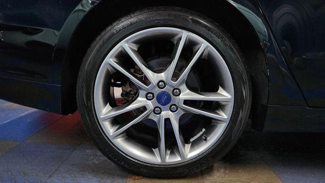 Photo of 2016 Shadow Black Ford Fusion