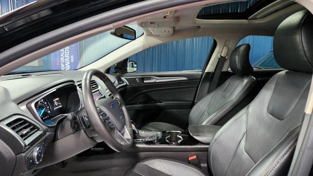 Photo of 2016 Shadow Black Ford Fusion