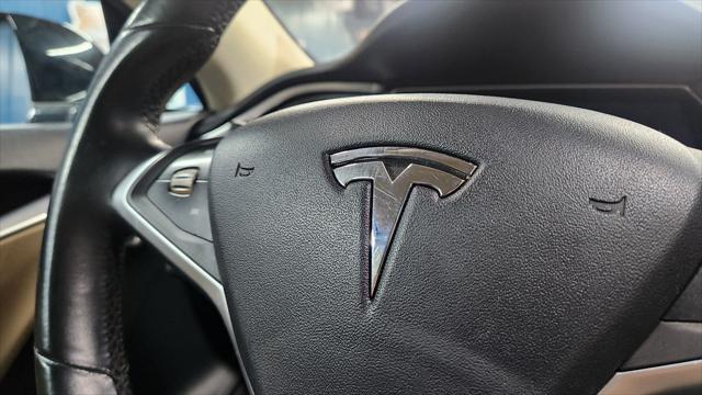 Photo of 2013 Black Tesla Model S
