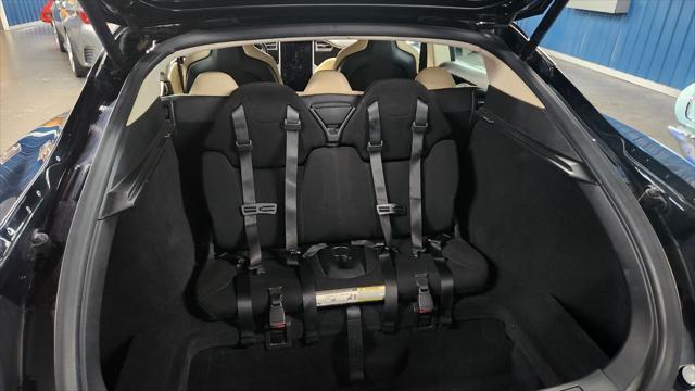 Photo of 2013 Black Tesla Model S