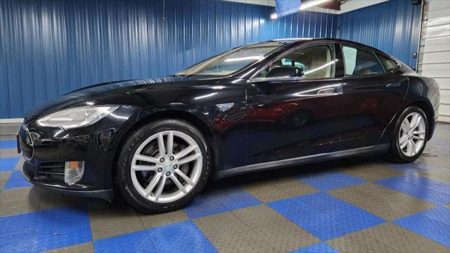 Photo of 2013 Black Tesla Model S