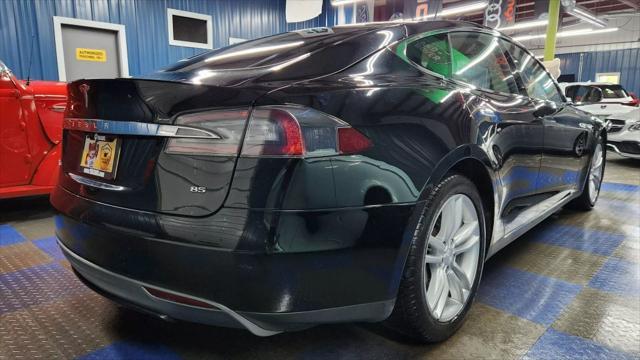 Photo of 2013 Black Tesla Model S