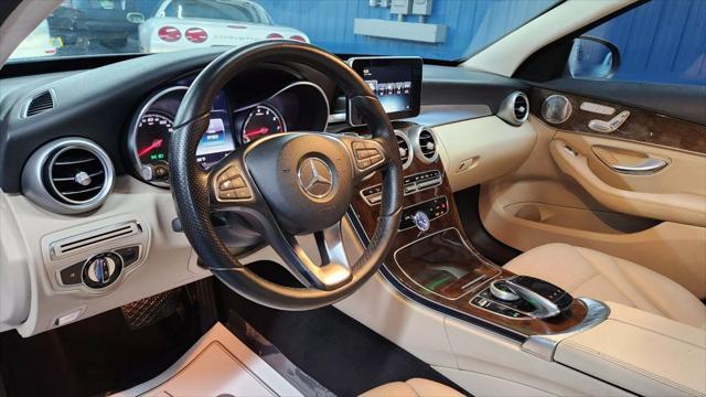 Photo of 2016 Black Mercedes-Benz C-Class
