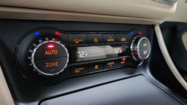 Photo of 2017 Black Mercedes-Benz GLA 250