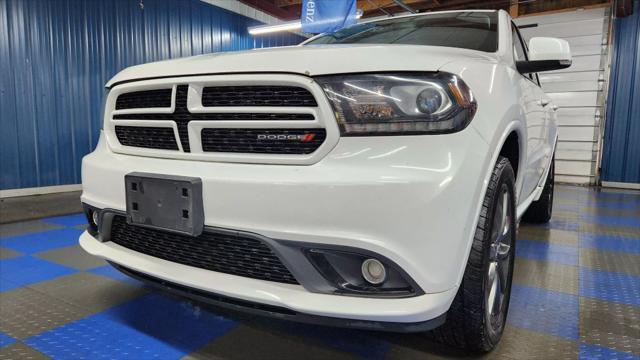 Photo of 2017 White Knuckle Clearcoat Dodge Durango
