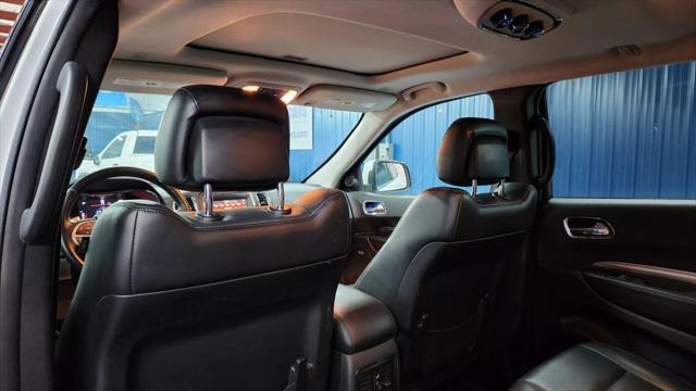 Photo of 2017 White Knuckle Clearcoat Dodge Durango