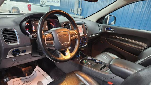 Photo of 2017 White Knuckle Clearcoat Dodge Durango