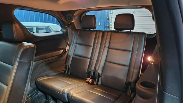 Photo of 2017 White Knuckle Clearcoat Dodge Durango