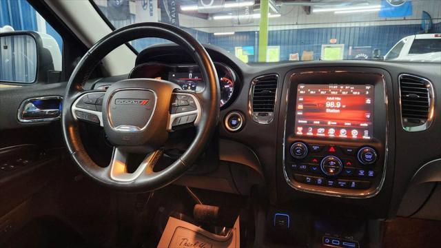 Photo of 2017 White Knuckle Clearcoat Dodge Durango