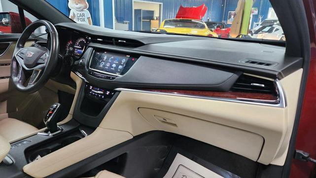 Photo of 2018 Red Cadillac XT5