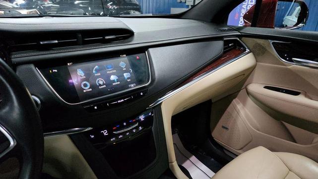 Photo of 2018 Red Cadillac XT5