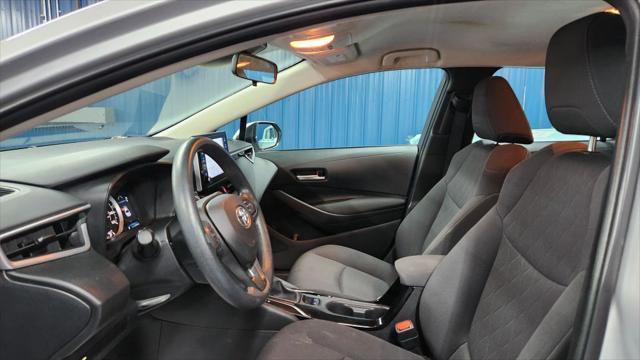 Photo of 2021 Classic Silver Metallic Toyota Corolla