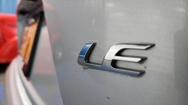 Photo of 2021 Classic Silver Metallic Toyota Corolla