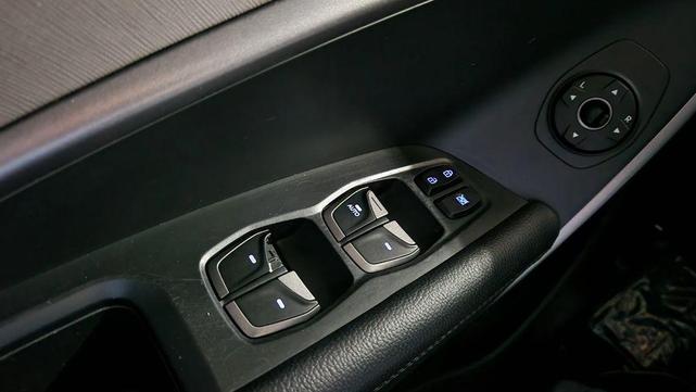 Photo of 2014 Twilight Black Hyundai Santa Fe Sport