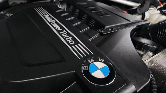 Photo of 2016 White BMW X5