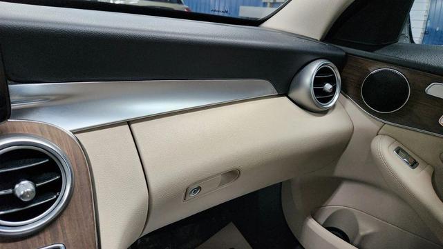 Photo of 2019 White Mercedes-Benz C-Class