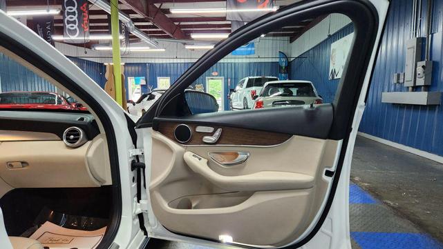 Photo of 2019 White Mercedes-Benz C-Class