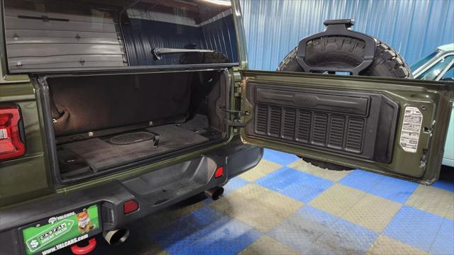 Photo of 2021 Green Jeep Wrangler