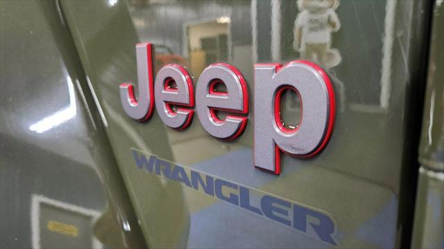 Photo of 2021 Green Jeep Wrangler