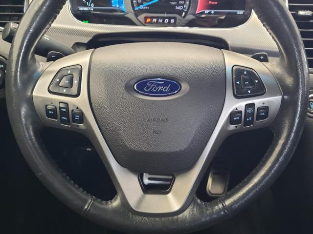 Photo of 2018 Magnetic Metallic Ford Taurus
