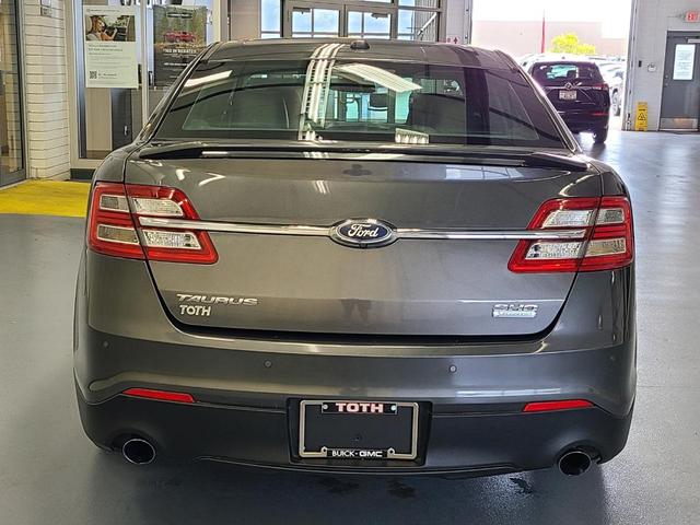 Photo of 2018 Magnetic Metallic Ford Taurus
