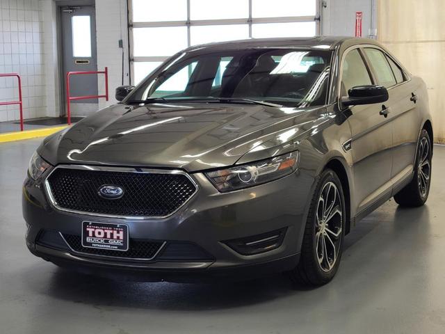 Photo of 2018 Magnetic Metallic Ford Taurus