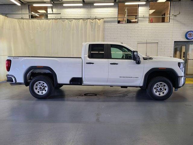 Photo of 2025 Summit White GMC Sierra 2500