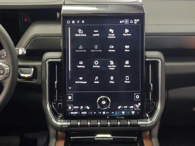 Photo of 2025 Onyx Black GMC Yukon