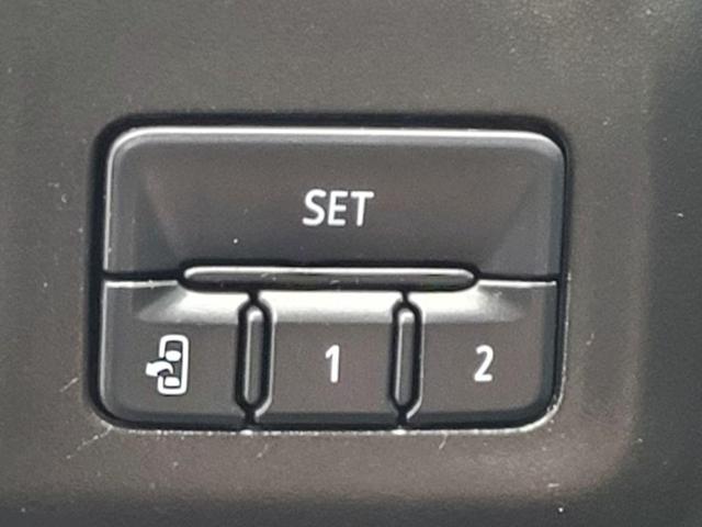 Photo of 2022 Pacific Blue Metallic GMC Sierra 1500 Limited