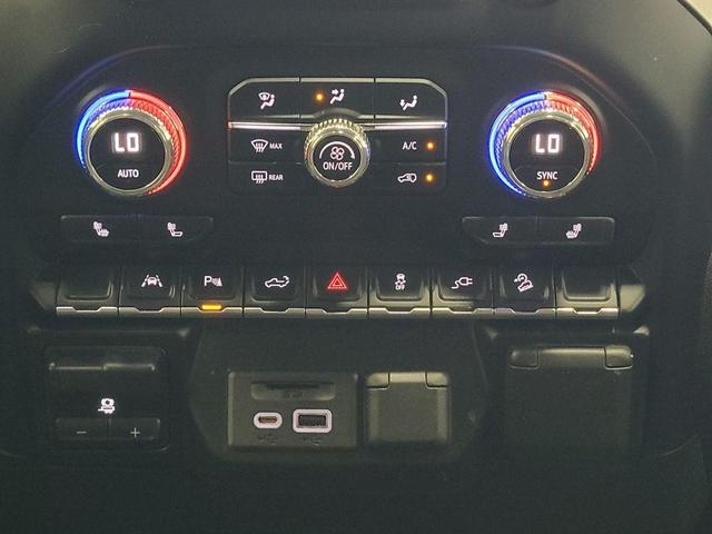 Photo of 2022 Pacific Blue Metallic GMC Sierra 1500 Limited