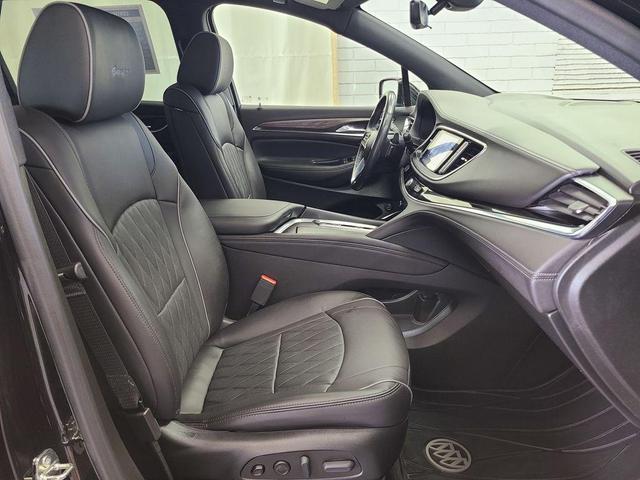 Photo of 2022 Ebony Twilight Metallic Buick Enclave