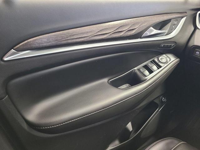 Photo of 2022 Ebony Twilight Metallic Buick Enclave