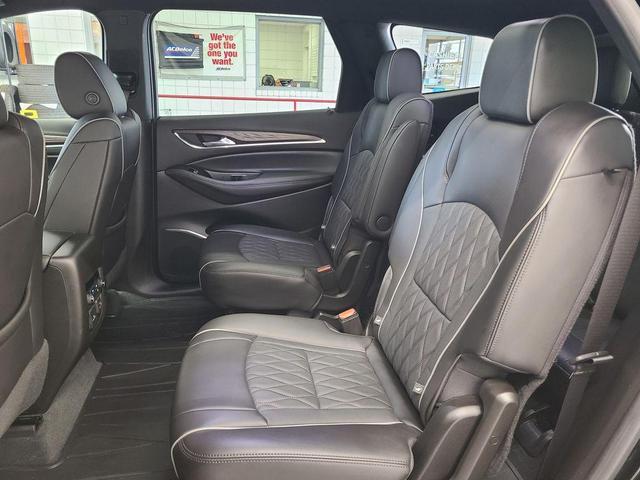 Photo of 2022 Ebony Twilight Metallic Buick Enclave