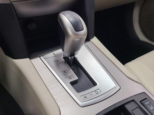 Photo of 2012 Crystal Black Silica Subaru Outback