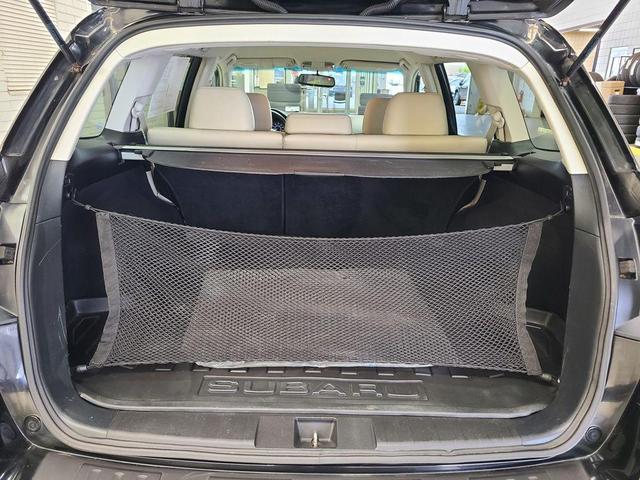 Photo of 2012 Crystal Black Silica Subaru Outback