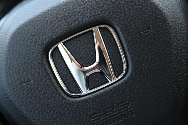 Photo of 2026 Urban Gray Pearl Honda HR-V