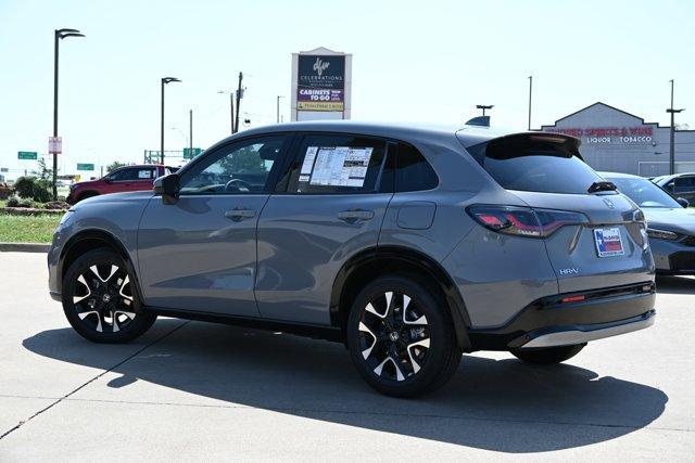 Photo of 2026 Urban Gray Pearl Honda HR-V