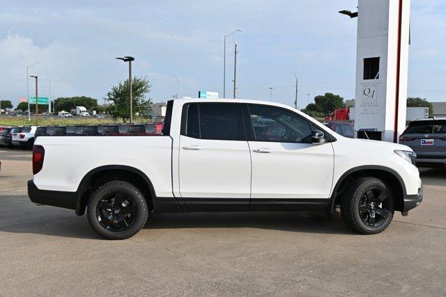 Photo of 2025 Platinum White Pearl Honda Ridgeline