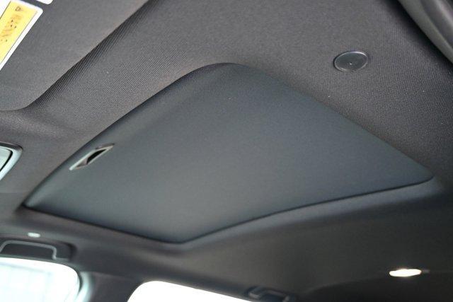 Photo of 2026 Platinum White Pearl Honda CR-V Hybrid