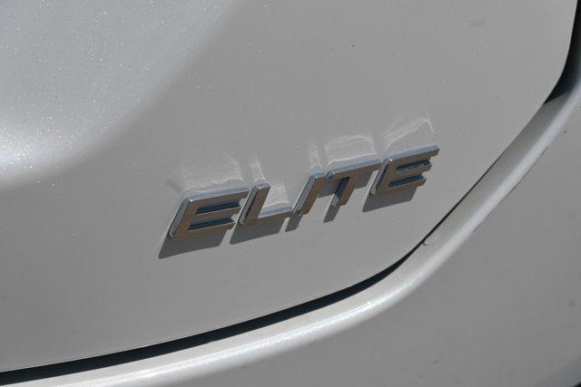 Photo of 2025 Platinum White Pearl Honda Pilot