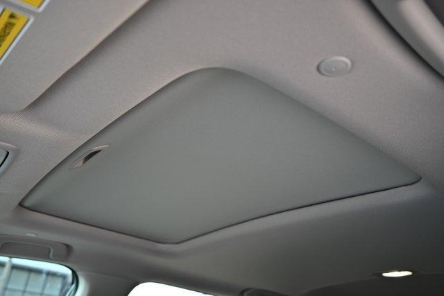 Photo of 2026 Crystal Black Pearl Honda CR-V