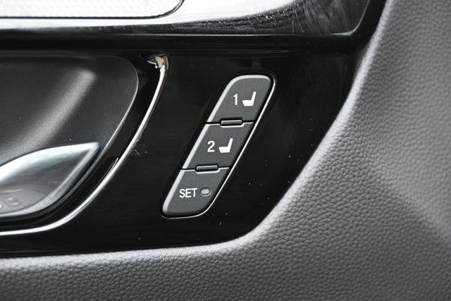 Photo of 2026 Crystal Black Pearl Honda CR-V