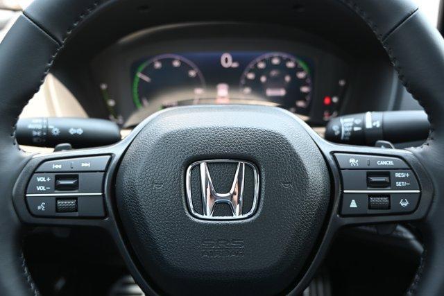 Photo of 2025 Platinum White Pearl Honda Accord Hybrid