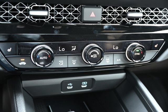 Photo of 2025 Platinum White Pearl Honda Accord Hybrid