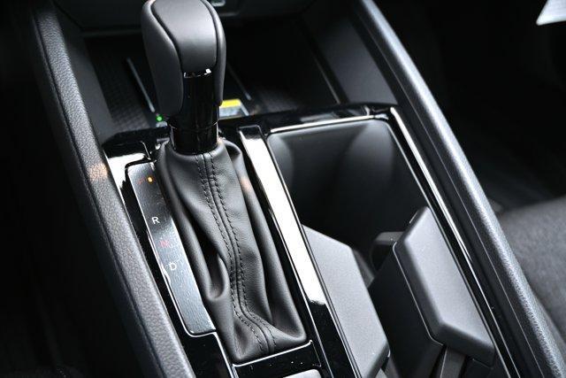 Photo of 2025 Platinum White Pearl Honda Accord Hybrid