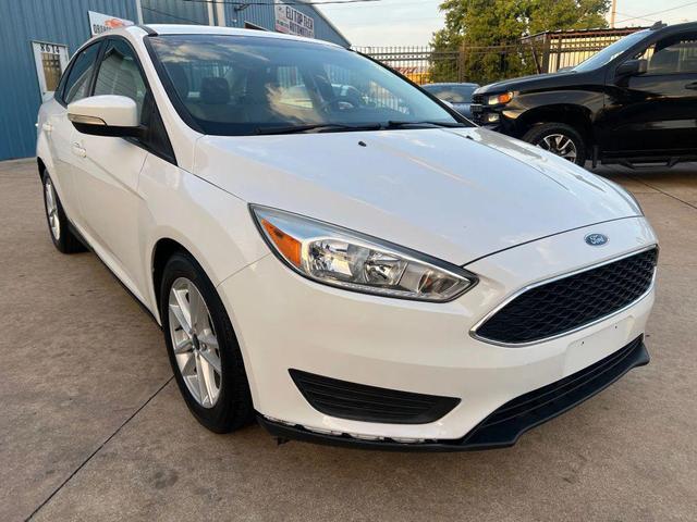 Photo of 2017 Oxford White Ford Focus